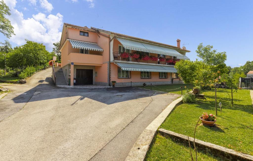 Apartman Nora Mucici Esterno foto