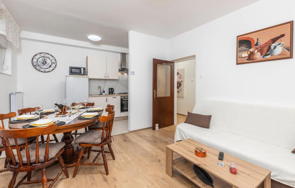 Apartman Nora Mucici Esterno foto